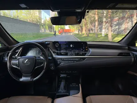 Lexus ES 350 2019 года за 22 000 000 тг. в Шымкент – фото 13