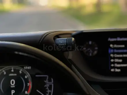 Lexus ES 350 2019 года за 22 000 000 тг. в Шымкент – фото 17