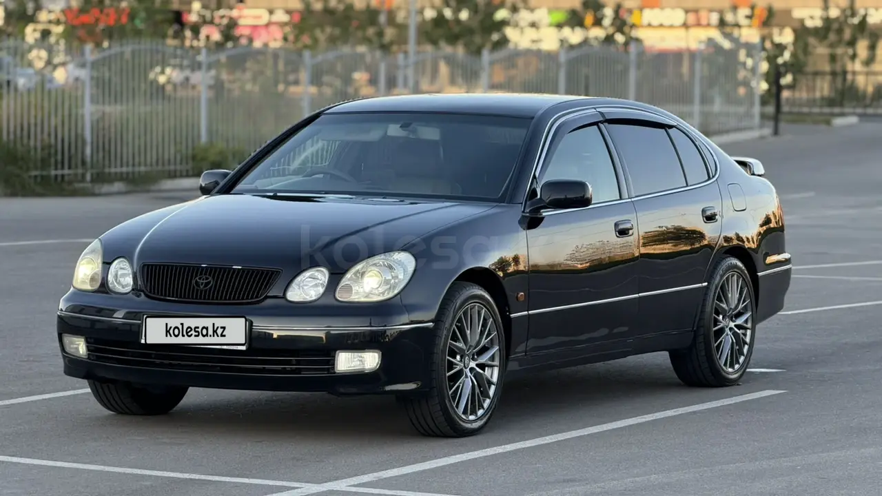Toyota Aristo, 2001