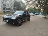 Porsche Cayenne 2004 года за 4 300 000 тг. в Актобе – фото 2