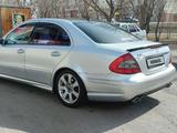 Mercedes-Benz E 200 2009 года за 5 700 000 тг. в Астана – фото 2