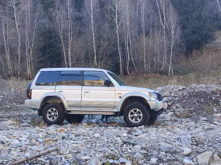 Mitsubishi Pajero 1993 года за 3 450 000 тг. в Талдыкорган – фото 3