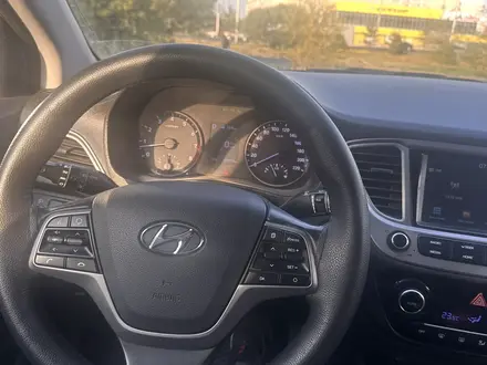 Hyundai Accent 2019 года за 7 200 000 тг. в Шымкент – фото 27