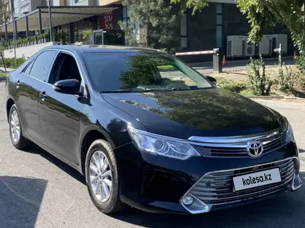 Toyota Camry 2017 года за 9 250 000 тг. в Алматы