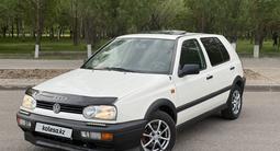Volkswagen Golf 1993 годаүшін2 050 000 тг. в Астана