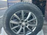Шины с дисками 4 шт Б/у Nokian Hakkapeliitta 225/65/r17 160T за 300 000 тг. в Астана