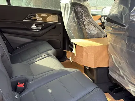 Mercedes-Benz GLS 450 4MATIC 2025 года за 94 000 000 тг. в Актау – фото 10