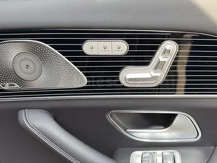 Mercedes-Benz GLS 450 4MATIC 2025 года за 94 000 000 тг. в Актау – фото 9