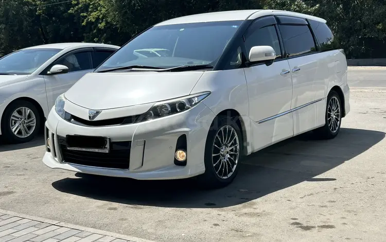 Toyota Estima 2014 года за 9 000 000 тг. в Алматы