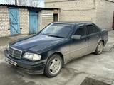 Mercedes-Benz C 180 1998 года за 2 400 000 тг. в Семей