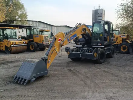 XCMG  Колесный экскаватор XE150WD 2024 года за 45 000 000 тг. в Алматы