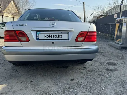 Mercedes-Benz E 320 1997 года за 3 700 000 тг. в Алматы – фото 11