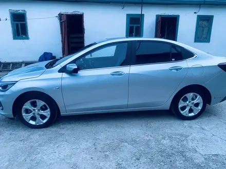 Chevrolet Onix 2024 года за 5 600 000 тг. в Астана – фото 3