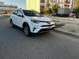Toyota RAV4 2016 года за 7 800 000 тг. в Актау – фото 3