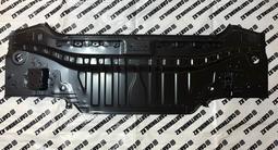 Задняя панель багажника (фартук) Камри 70-75 за 30 000 тг. в Алматы