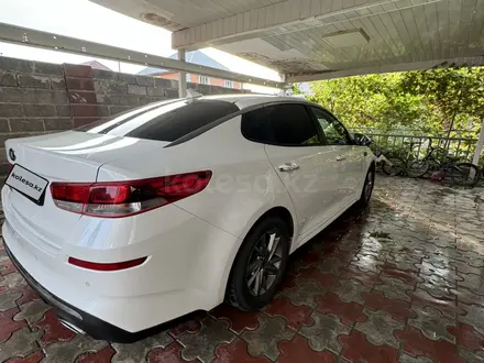 Kia Optima 2018 года за 9 200 000 тг. в Алматы – фото 10