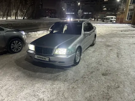 Mercedes-Benz C 200 1995 года за 2 000 000 тг. в Караганда – фото 9