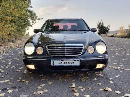 Mercedes-Benz E 55 AMG 1999 года за 6 500 000 тг. в Алматы – фото 6