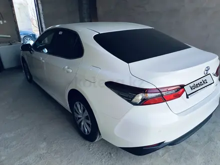 Toyota Camry 2022 года за 15 000 000 тг. в Уральск – фото 10