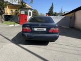 Mercedes-Benz E 230 1997 годаүшін2 300 000 тг. в Алматы – фото 4