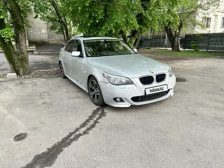 BMW 530 2005 годаүшін4 900 000 тг. в Алматы – фото 5