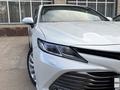 Toyota Camry 2018 года за 12 900 000 тг. в Алматы – фото 8