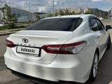 Toyota Camry 2018 года за 13 500 000 тг. в Караганда – фото 5