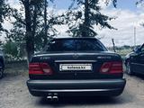 Mercedes-Benz E 200 1996 годаүшін2 500 000 тг. в Экибастуз – фото 2