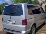 Volkswagen Multivan 2010 года за 8 000 000 тг. в Темиртау – фото 3
