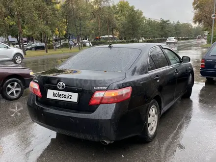 Toyota Camry 2007 года за 5 300 000 тг. в Алматы – фото 2