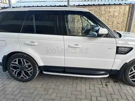 Land Rover Range Rover Sport 2012 года за 13 550 000 тг. в Алматы – фото 23