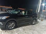 Hyundai Santa Fe 2017 года за 7 000 000 тг. в Актобе – фото 2