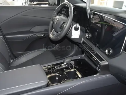 Lexus RX 350 Executive 2025 года за 33 900 000 тг. в Кокшетау – фото 4