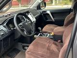 Toyota Land Cruiser Prado 2019 года за 22 000 000 тг. в Актобе – фото 4