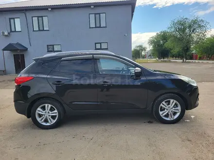 Hyundai Tucson 2013 года за 6 500 000 тг. в Уральск – фото 4