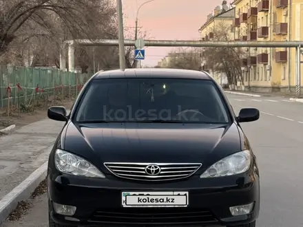 Toyota Camry 2004 года за 6 400 000 тг. в Байконыр – фото 19