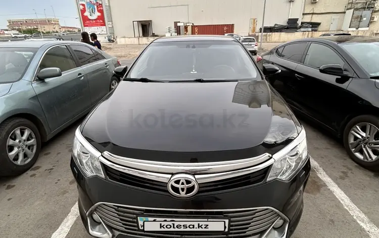 Toyota Camry 2017 года за 13 300 000 тг. в Атырау