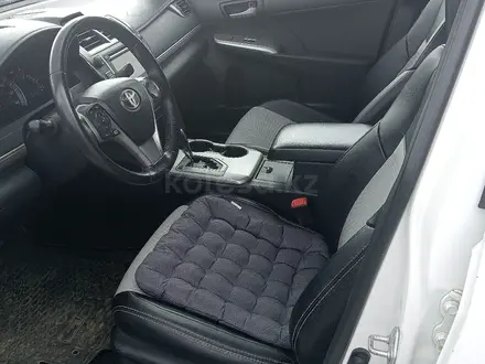 Toyota Camry 2012 года за 7 500 000 тг. в Уральск – фото 4