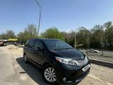 Toyota Sienna 2015 года за 16 200 000 тг. в Алматы – фото 4