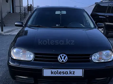 Volkswagen Golf 2003 года за 4 200 000 тг. в Жанаозен