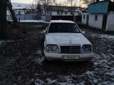 Mercedes-Benz E 200 1993 года за 1 300 000 тг. в Ушарал