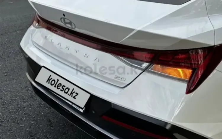 Hyundai Elantra 2024 годаfor12 000 000 тг. в Шымкент