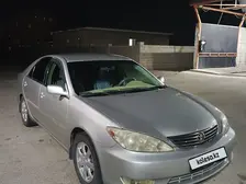 Toyota Camry, 2005