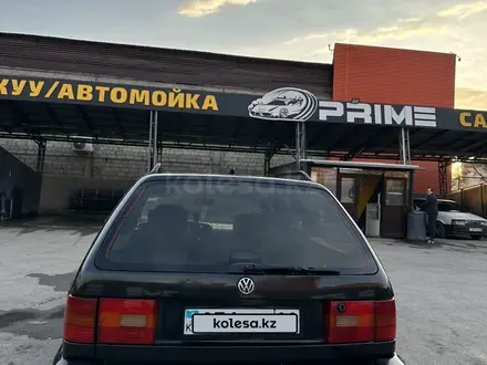 Volkswagen Passat 1995 года за 2 400 000 тг. в Тараз – фото 18