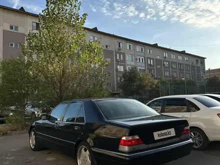 Mercedes-Benz S 320 1997 года за 4 000 000 тг. в Атырау – фото 4