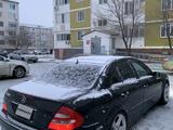 Mercedes-Benz E 320 2004 годаfor4 500 000 тг. в Атырау – фото 5