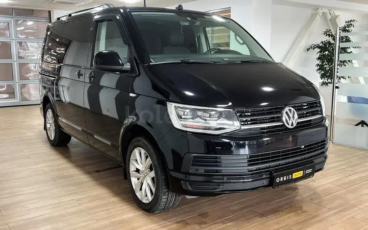Volkswagen Multivan 2018 года за 25 000 000 тг. в Алматы