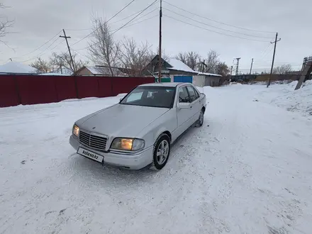 Mercedes-Benz C 180 1993 года за 1 250 000 тг. в Астана