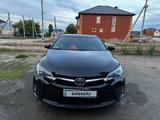 Toyota Camry 2015 годаүшін9 500 000 тг. в Актобе – фото 3