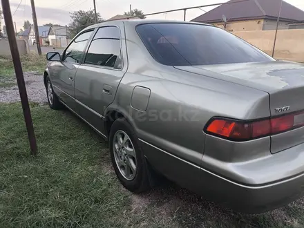 Toyota Camry 1997 года за 3 800 000 тг. в Мерке – фото 9